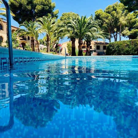 Apartamento Con Terraza En Complejo Con 2 Piscinas Appartement Moraira Buitenkant foto