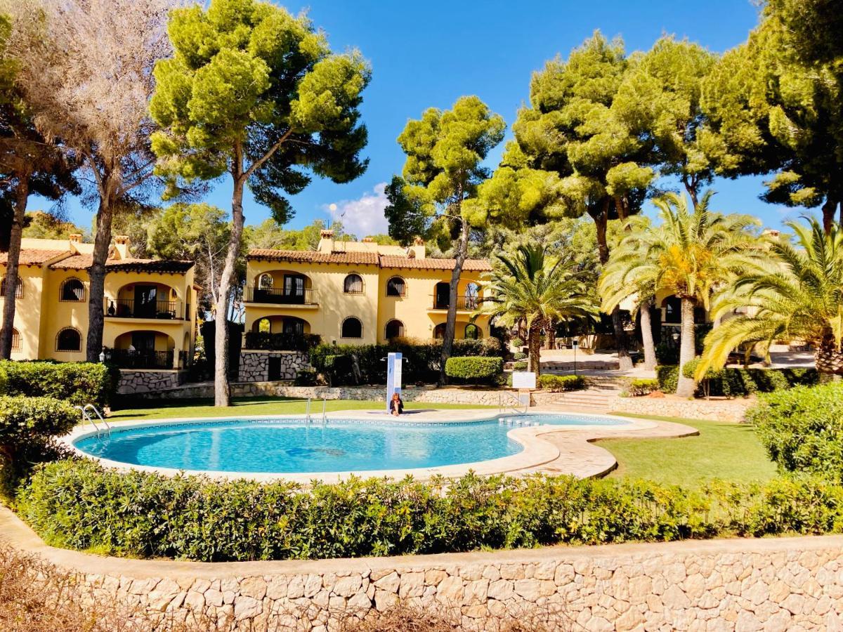 Apartamento Con Terraza En Complejo Con 2 Piscinas Appartement Moraira Buitenkant foto
