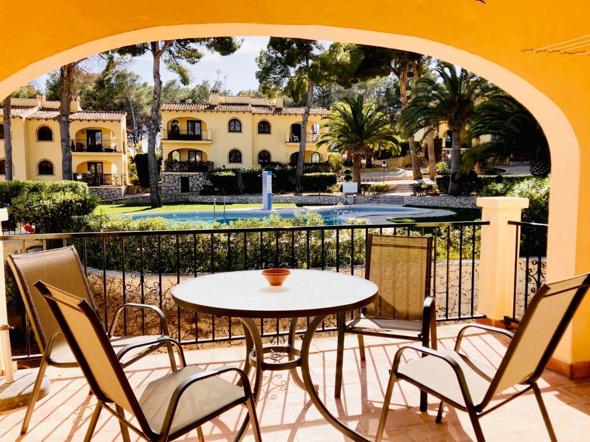 Apartamento Con Terraza En Complejo Con 2 Piscinas Appartement Moraira Buitenkant foto