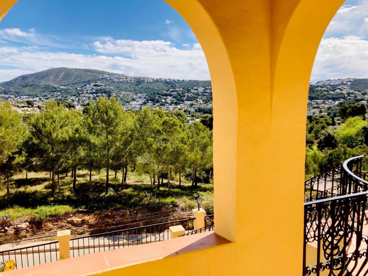 Apartamento Con Terraza En Complejo Con 2 Piscinas Appartement Moraira Buitenkant foto