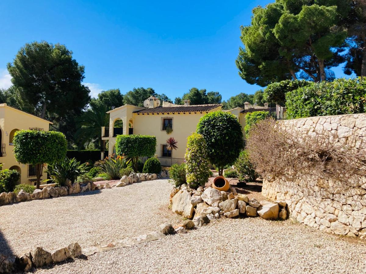 Apartamento Con Terraza En Complejo Con 2 Piscinas Appartement Moraira Buitenkant foto