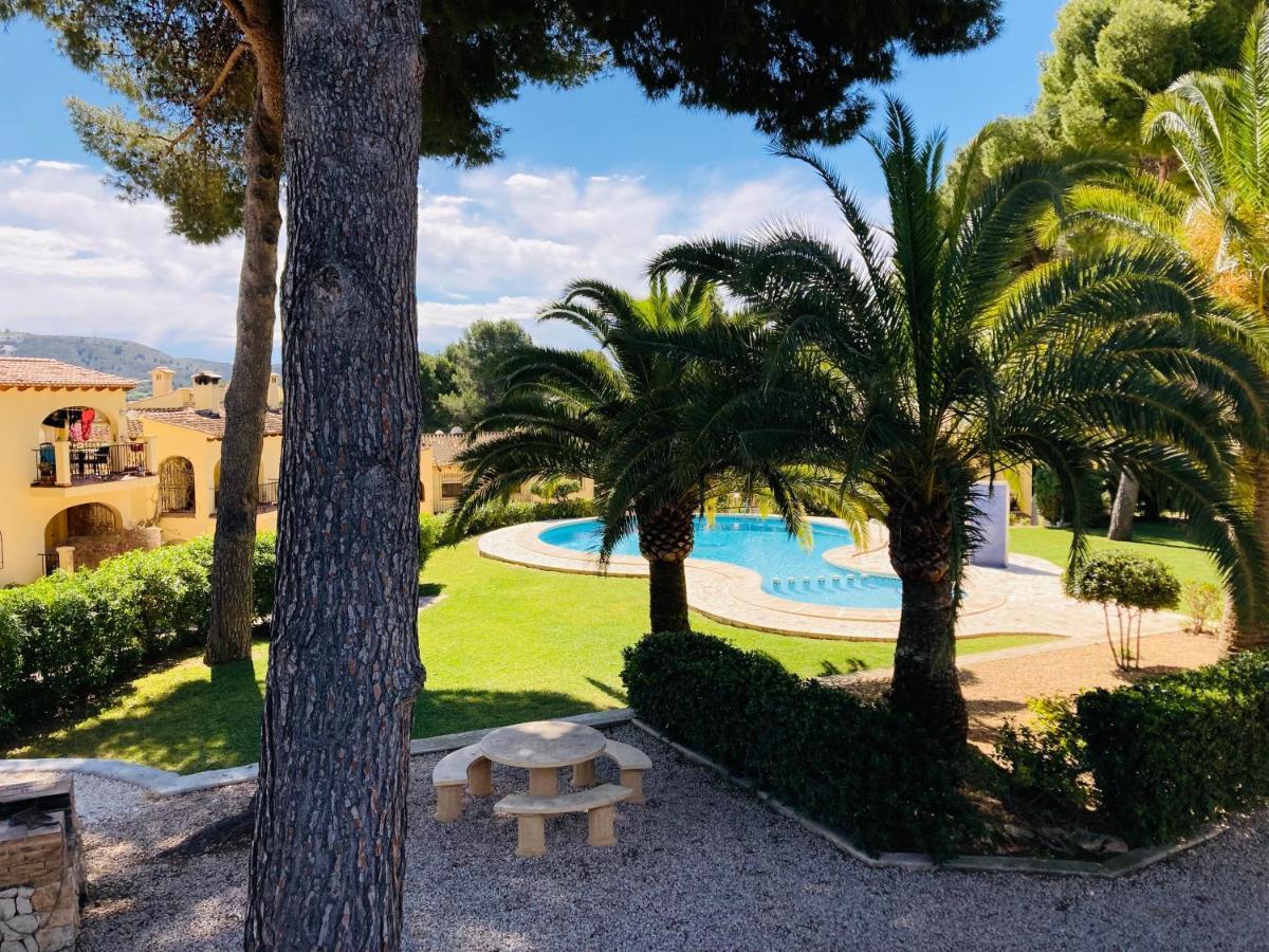 Apartamento Con Terraza En Complejo Con 2 Piscinas Appartement Moraira Buitenkant foto