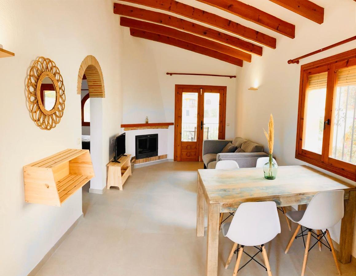 Apartamento Con Terraza En Complejo Con 2 Piscinas Appartement Moraira Buitenkant foto